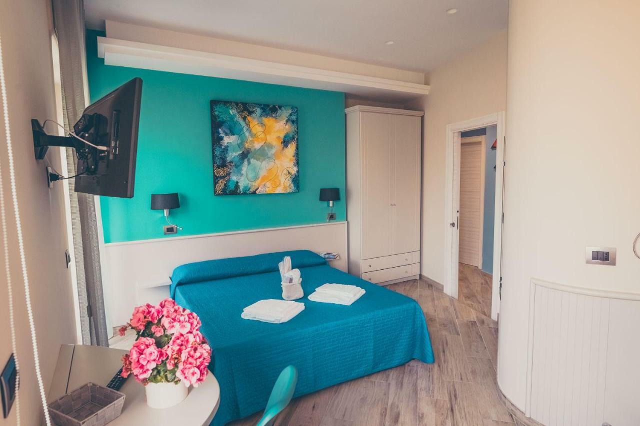 Oltre Il Mare Guest House Gaeta Exterior photo