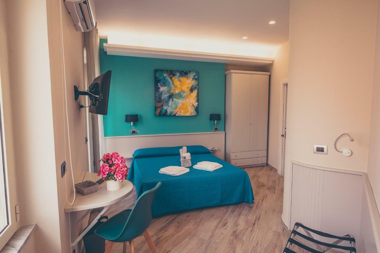 Oltre Il Mare Guest House Gaeta Exterior photo