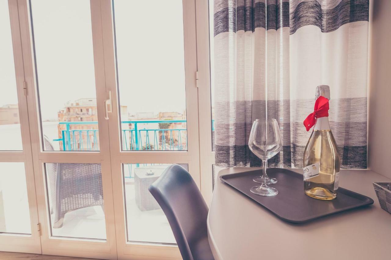 Oltre Il Mare Guest House Gaeta Exterior photo